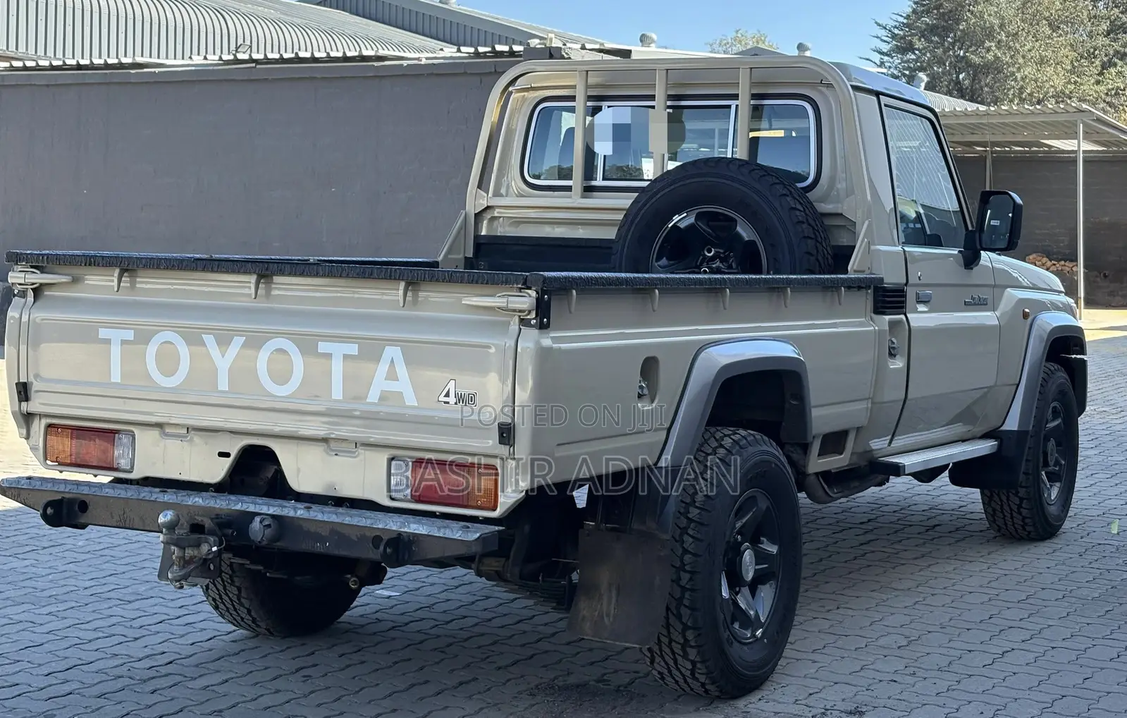 Toyota Land Cruiser 2022 Beige