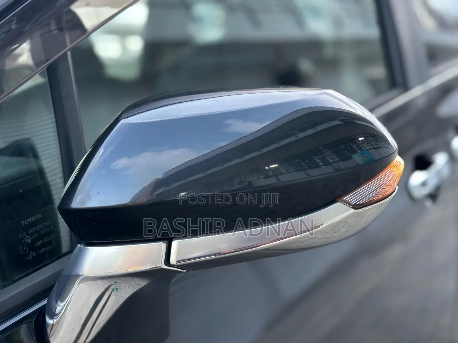 Toyota Sienta 1.5 FWD 2015 Black