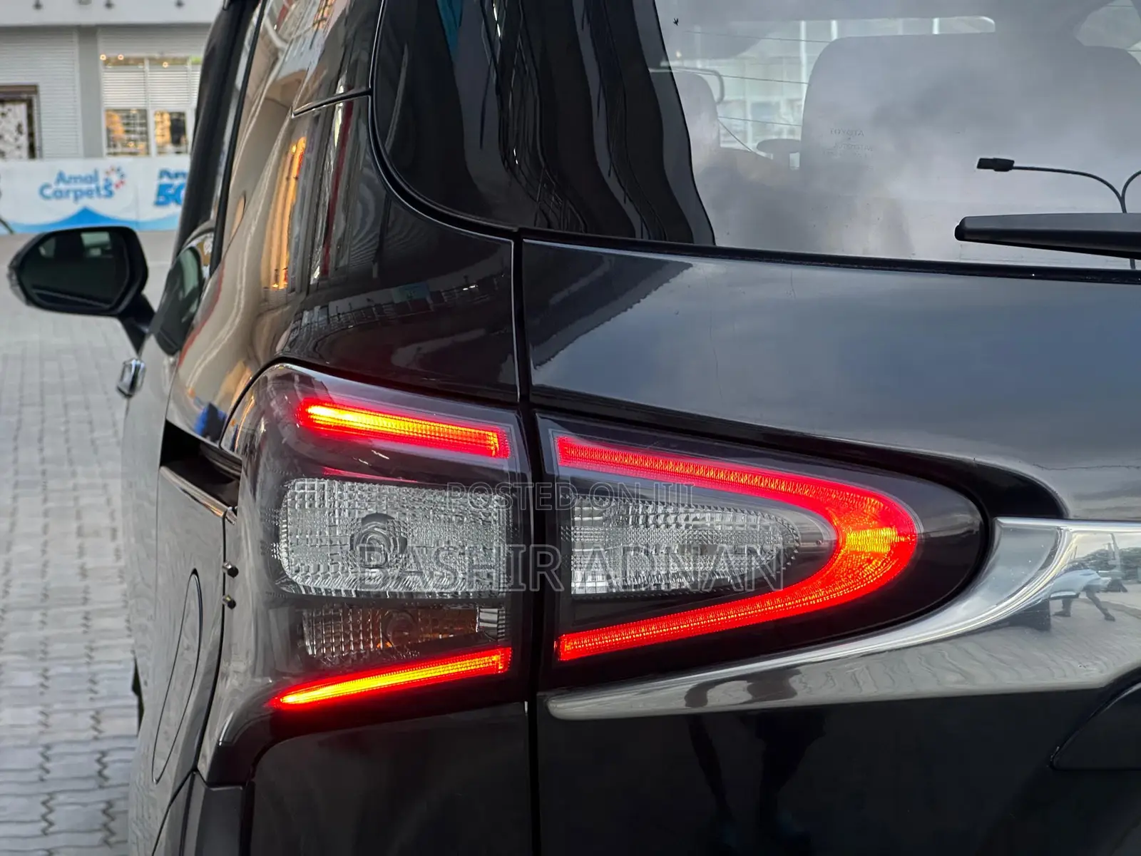 Toyota Sienta 1.5 FWD 2015 Black