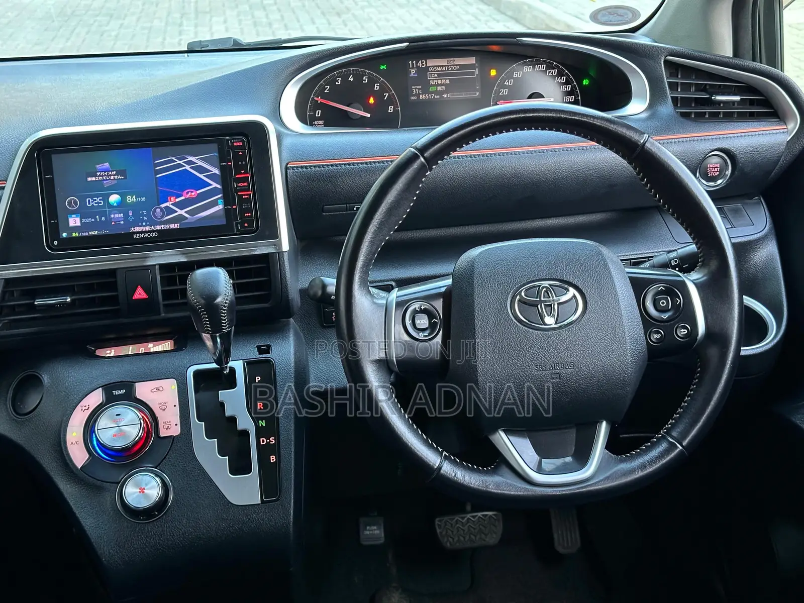 Toyota Sienta 1.5 FWD 2015 Black