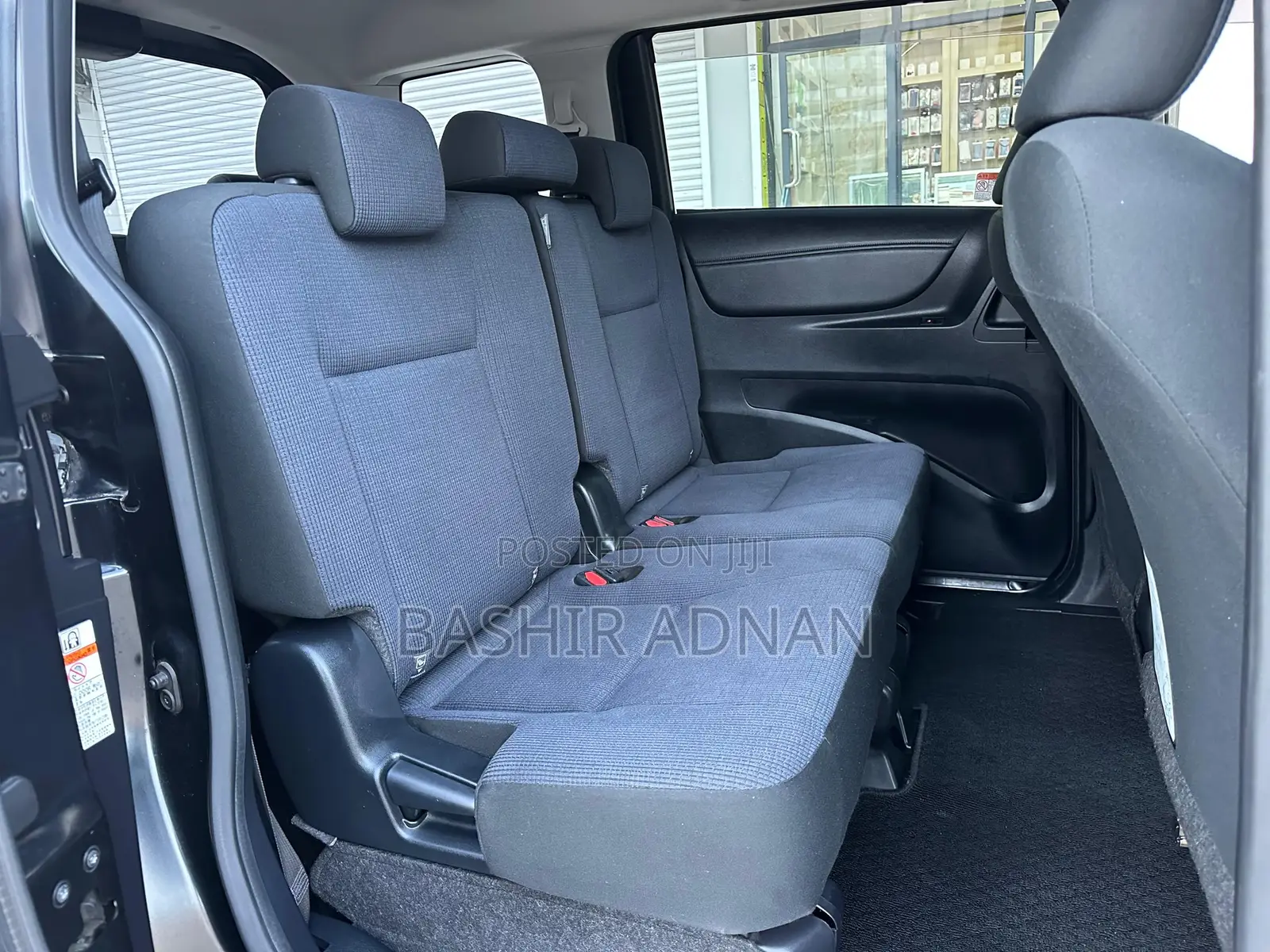 Toyota Sienta 1.5 FWD 2015 Black