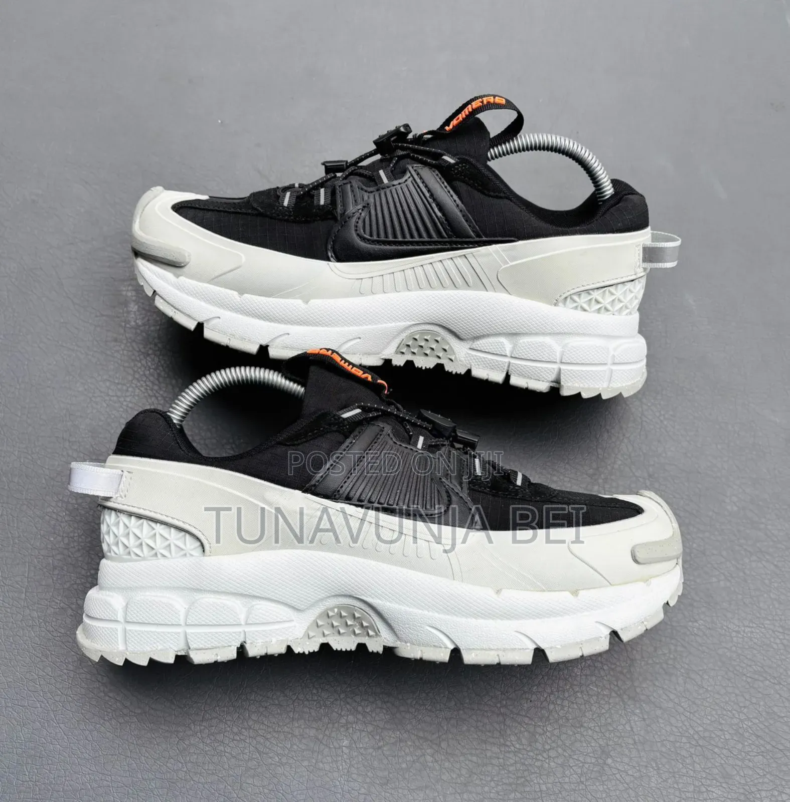Nike Vomero Roam Sneakers