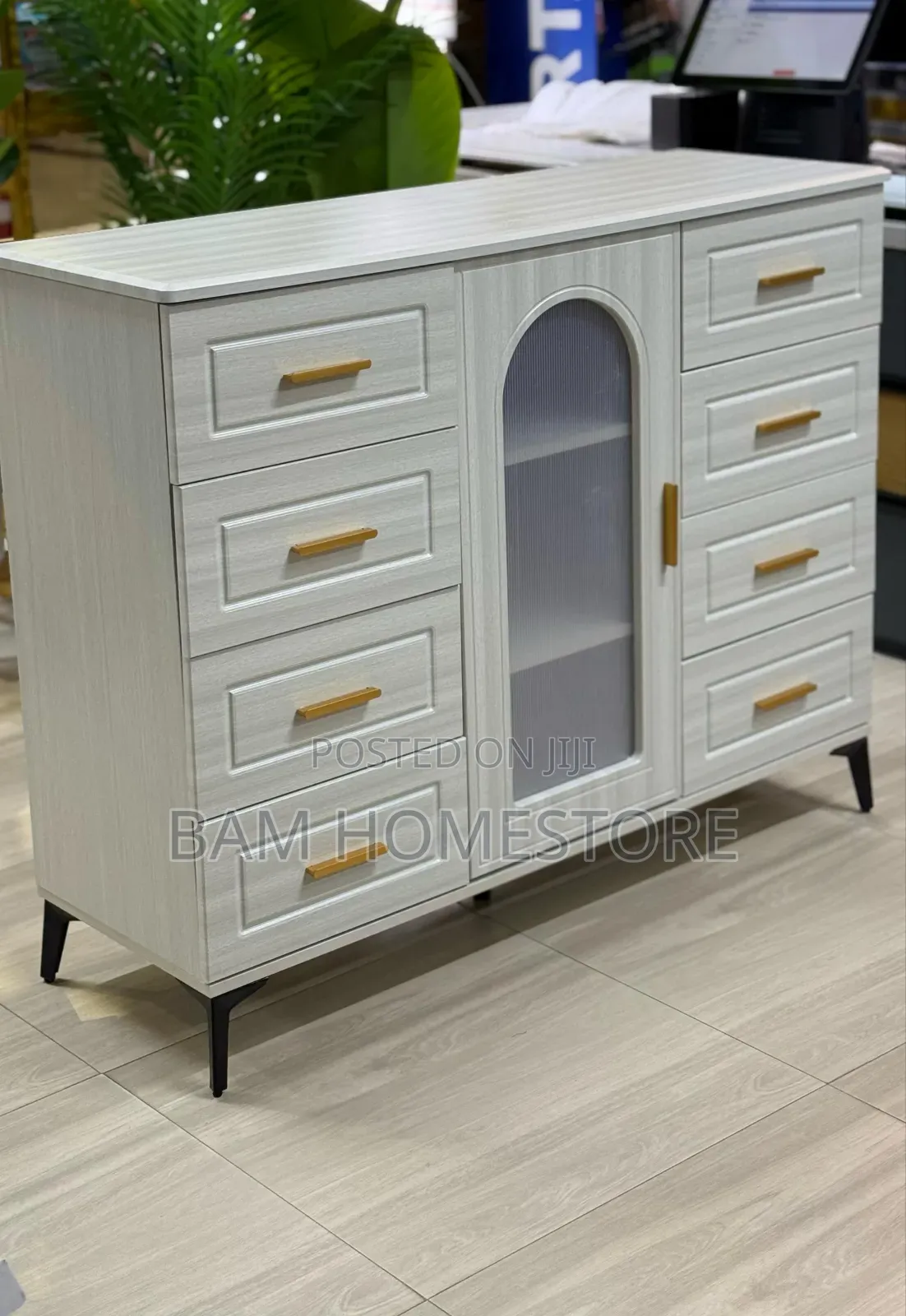 Wooden Console Table/Showcase/Kabati