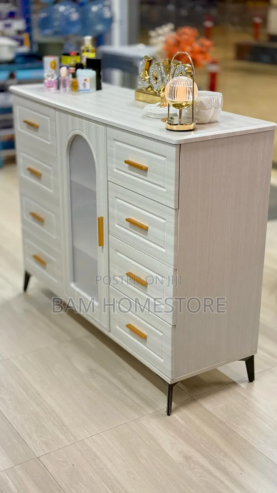 Wooden Console Table/Showcase/Kabati