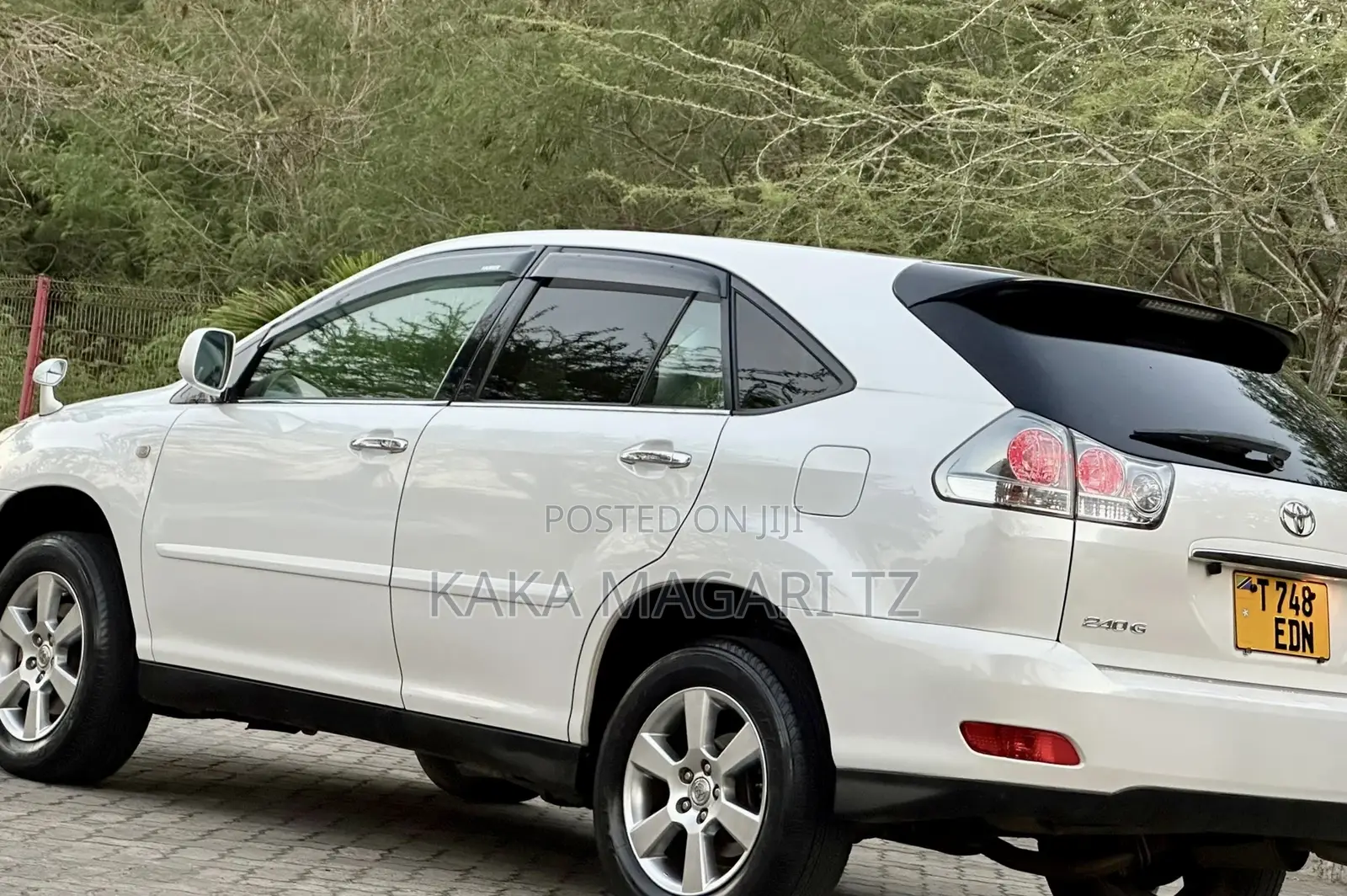 Toyota Harrier 2007 White