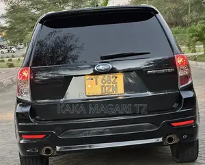 Subaru Forester 2010 Black
