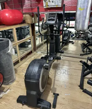 Commercial Elliptical Bike – Premium Cardio Machine