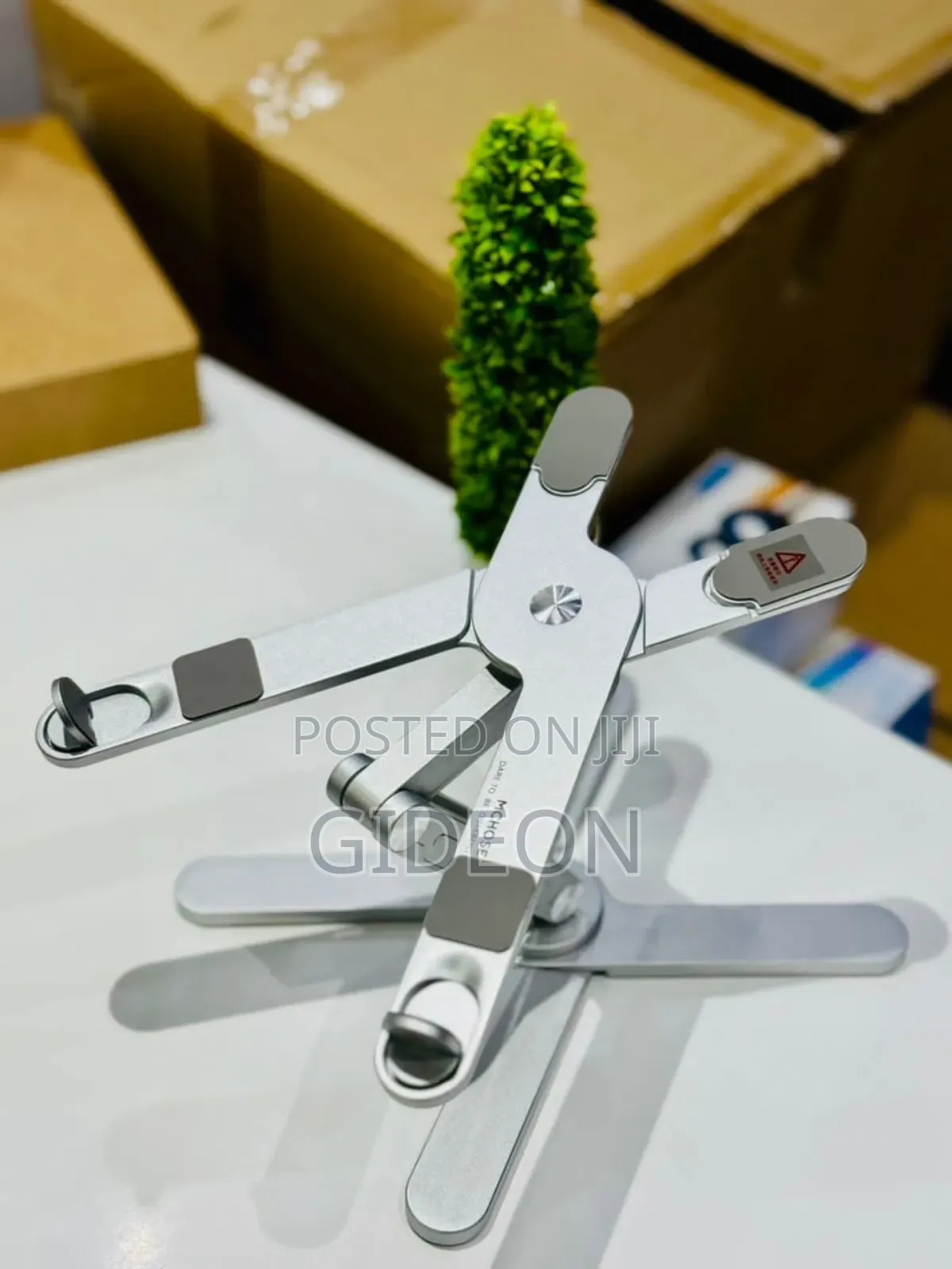 Foldable Stand