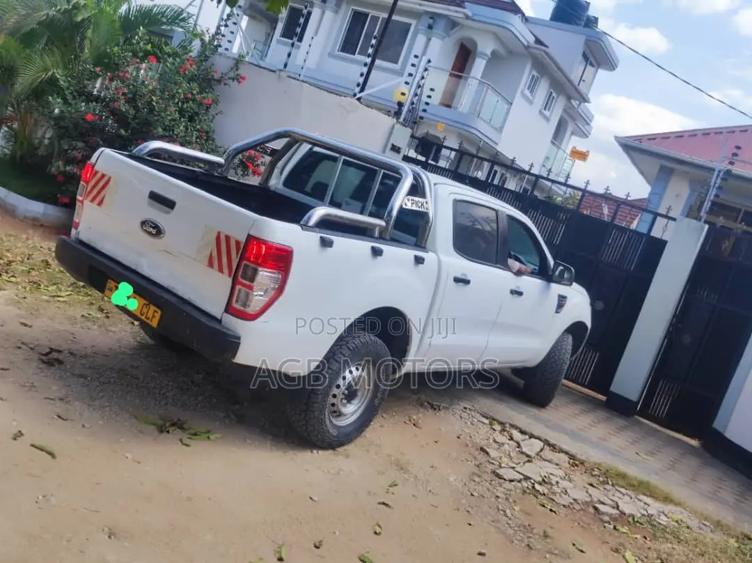 Ford Ranger Wildtrak 2013 White