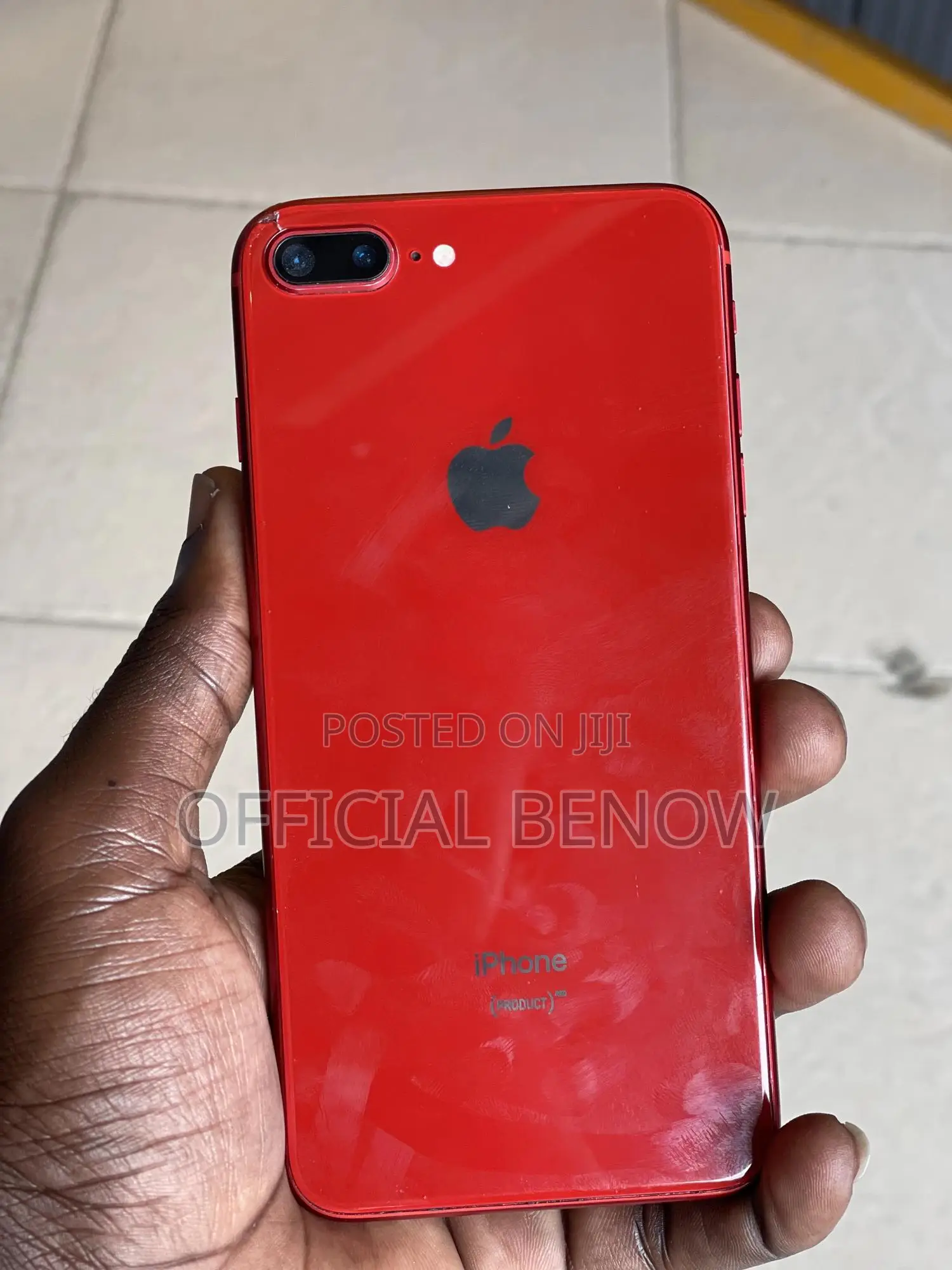Apple iPhone 8 Plus 64 GB Red