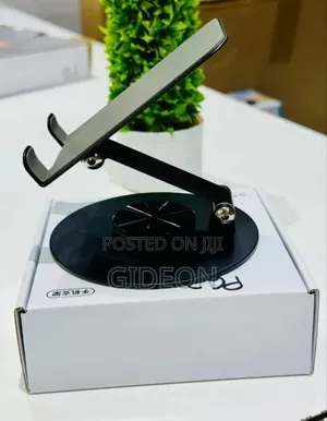 P62 Phone Stand