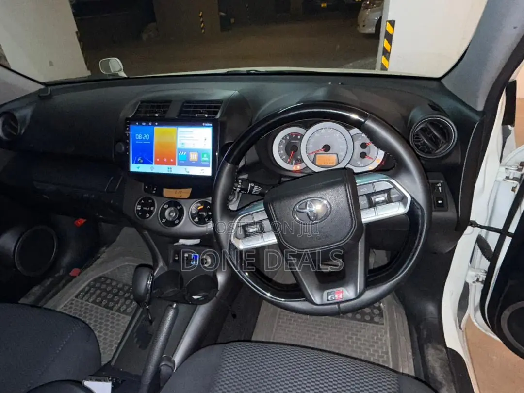 Toyota RAV4 2008 White