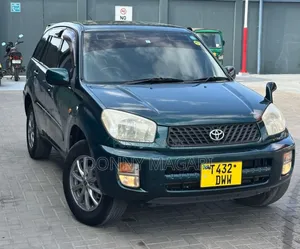 Toyota RAV4 Automatic 2004 Green