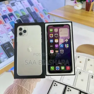 New Apple iPhone 11 Pro Max 256 GB Gold