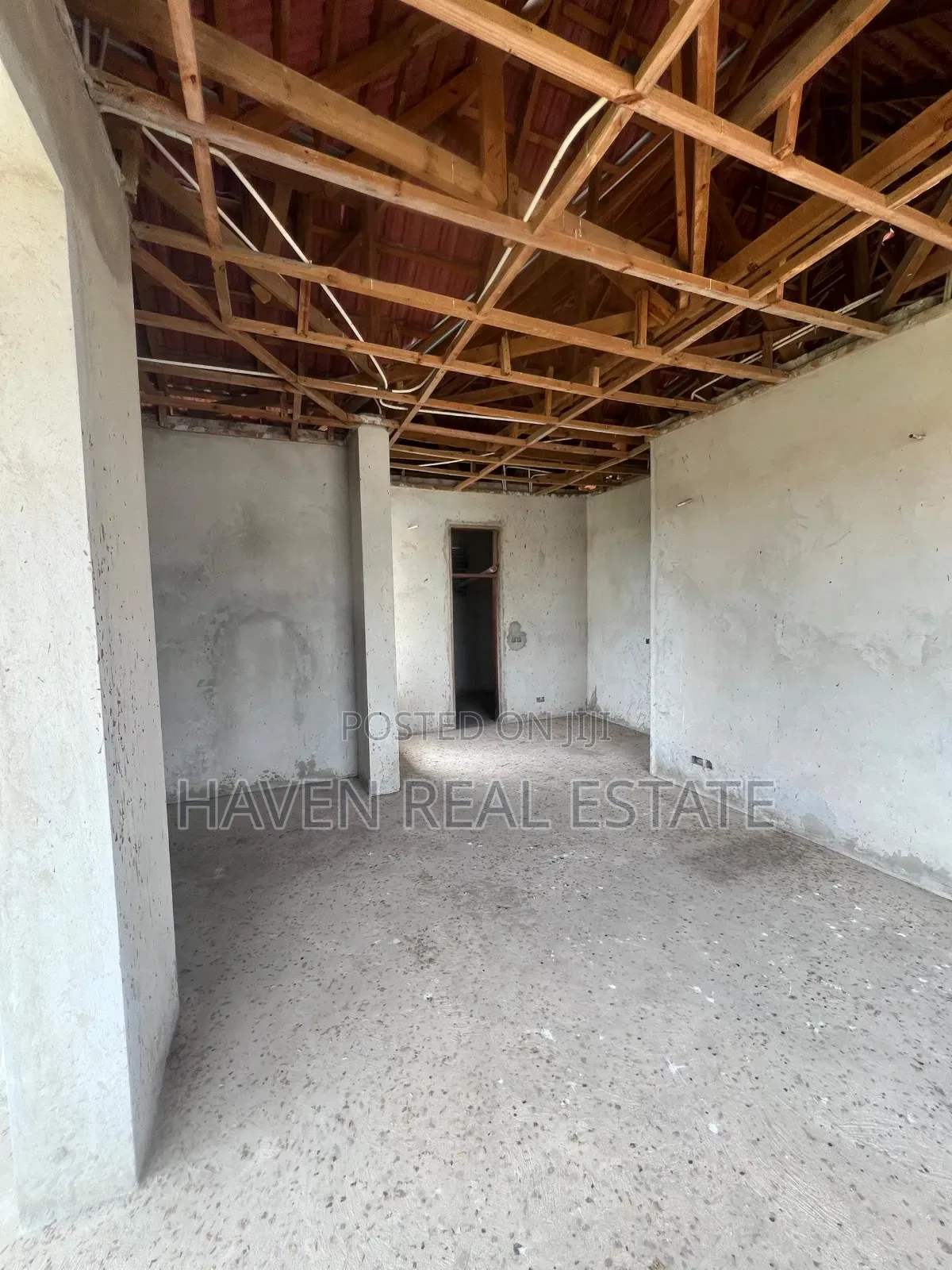 5bdrm House in Mbweni for sale