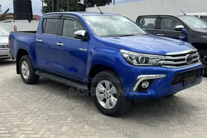 Toyota Hilux Revo Double Cab Deisel 2.4 RWD 2018 Blue