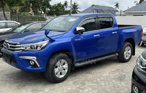 Toyota Hilux Revo Double Cab Deisel 2.4 RWD 2018 Blue