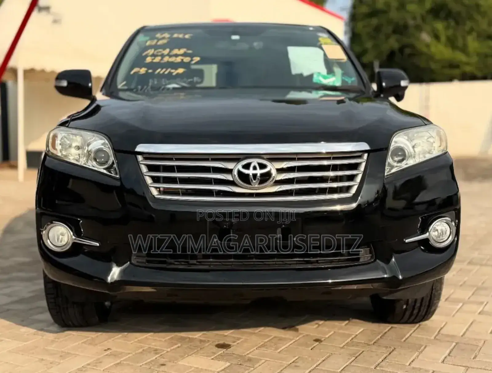 Toyota Vanguard 2012 Black