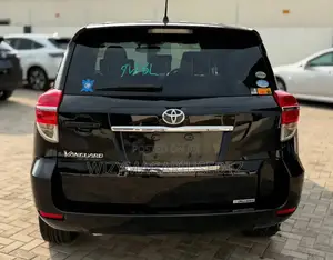 Toyota Vanguard 2012 Black