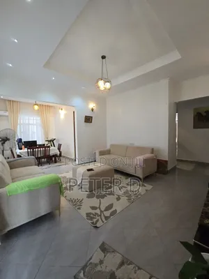 5bdrm Maisonette in Goba for sale