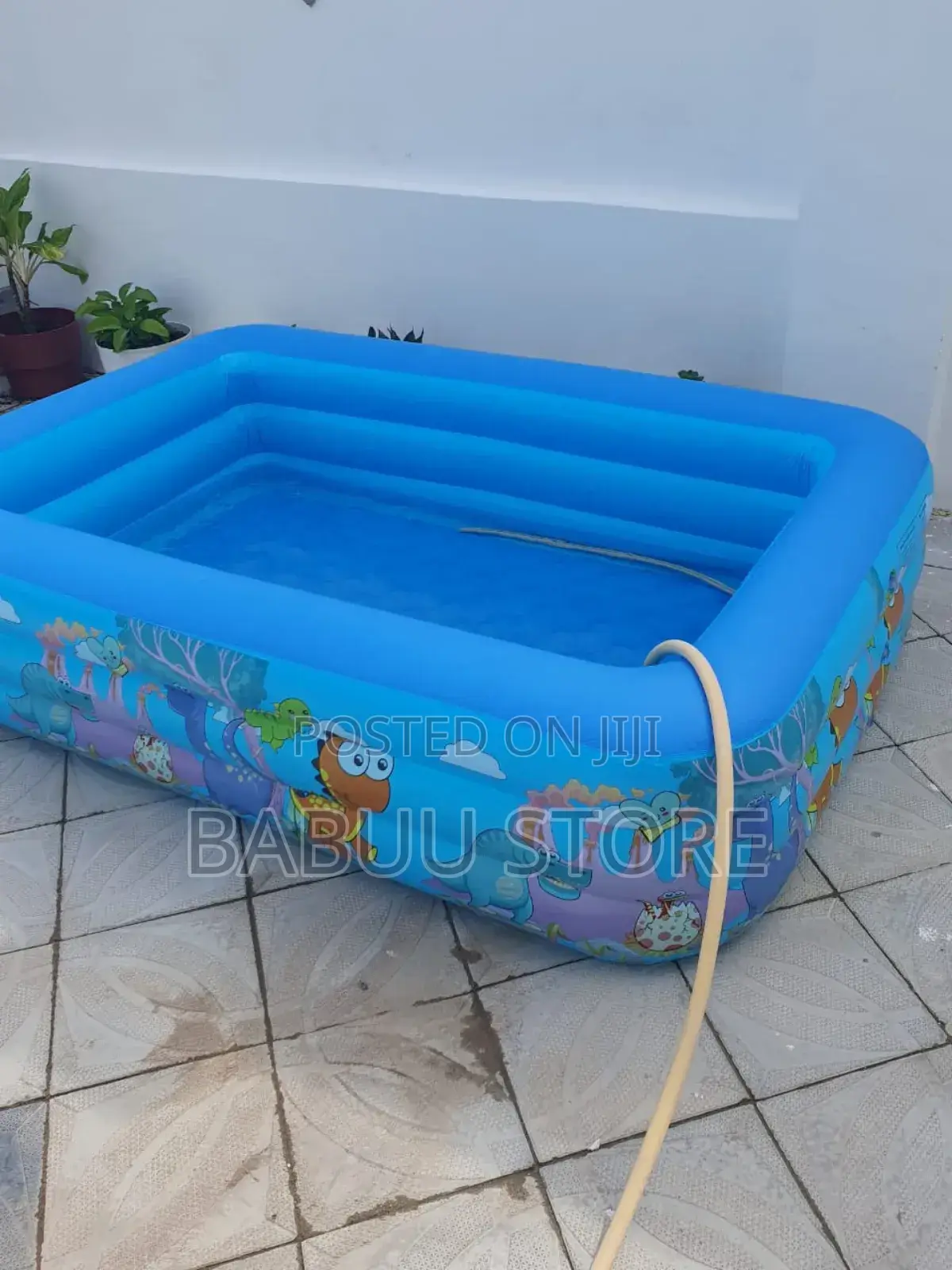 Swimming Pool Nzurisana