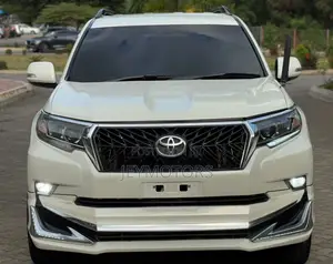 Toyota Land Cruiser Prado 2021 White