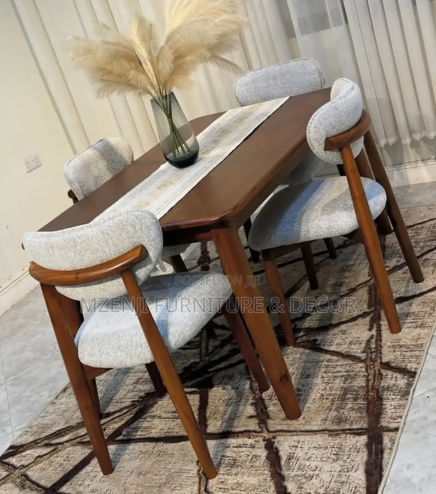 Dinning Table