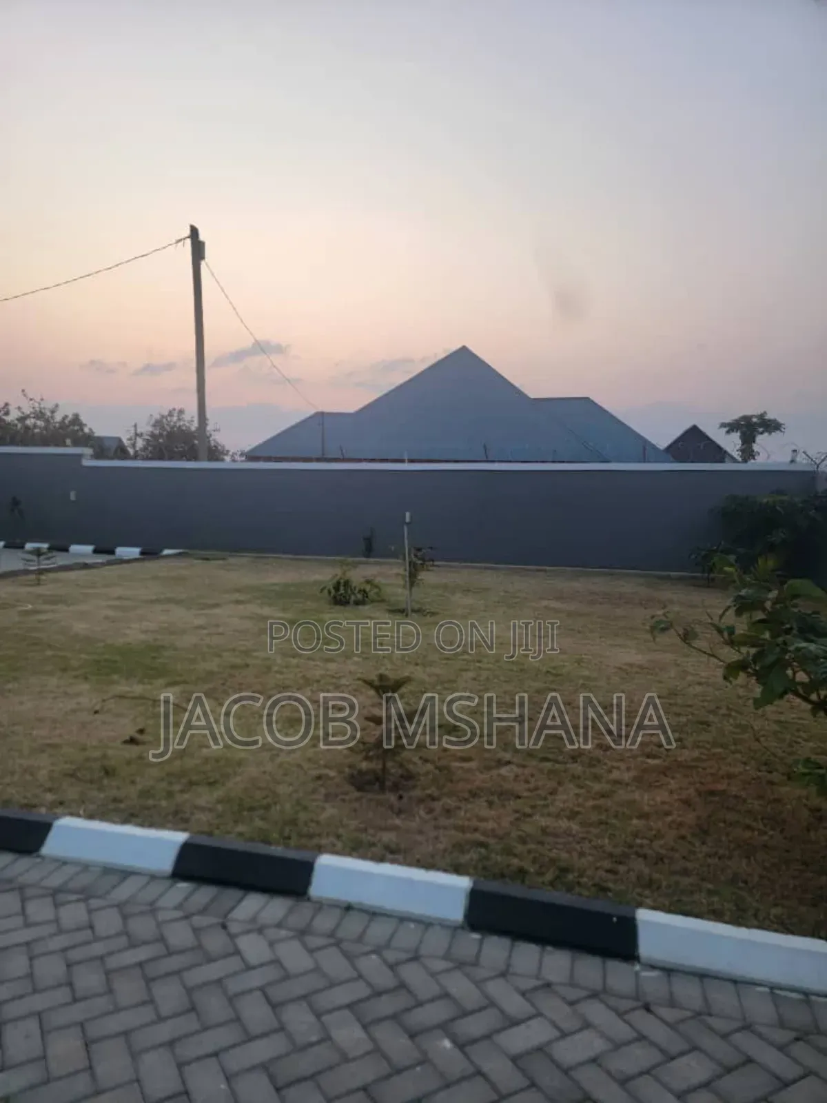 4bdrm House in Kitwiru Street, Iringa Municipal for sale
