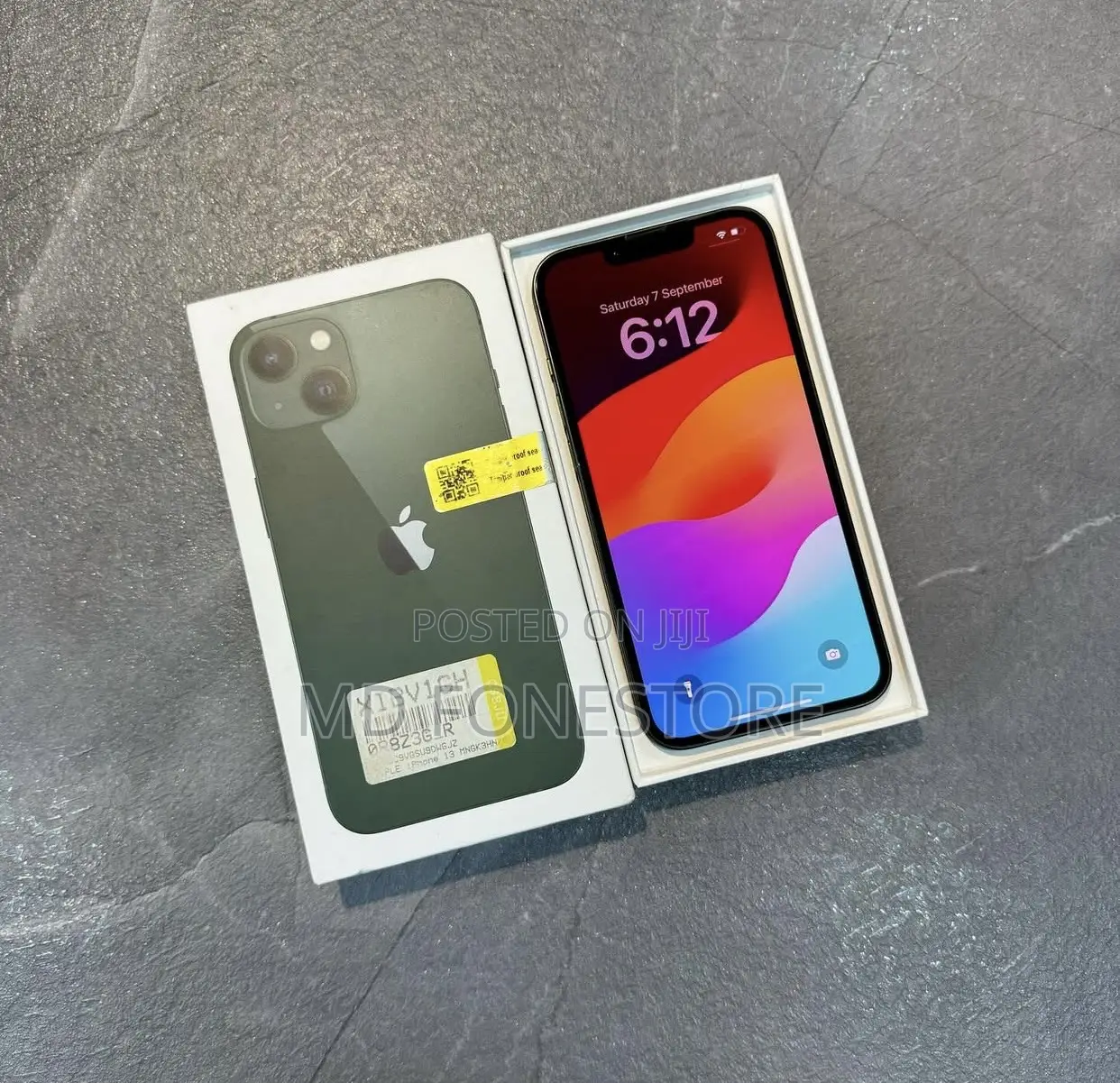 New Apple iPhone 13 128 GB Green