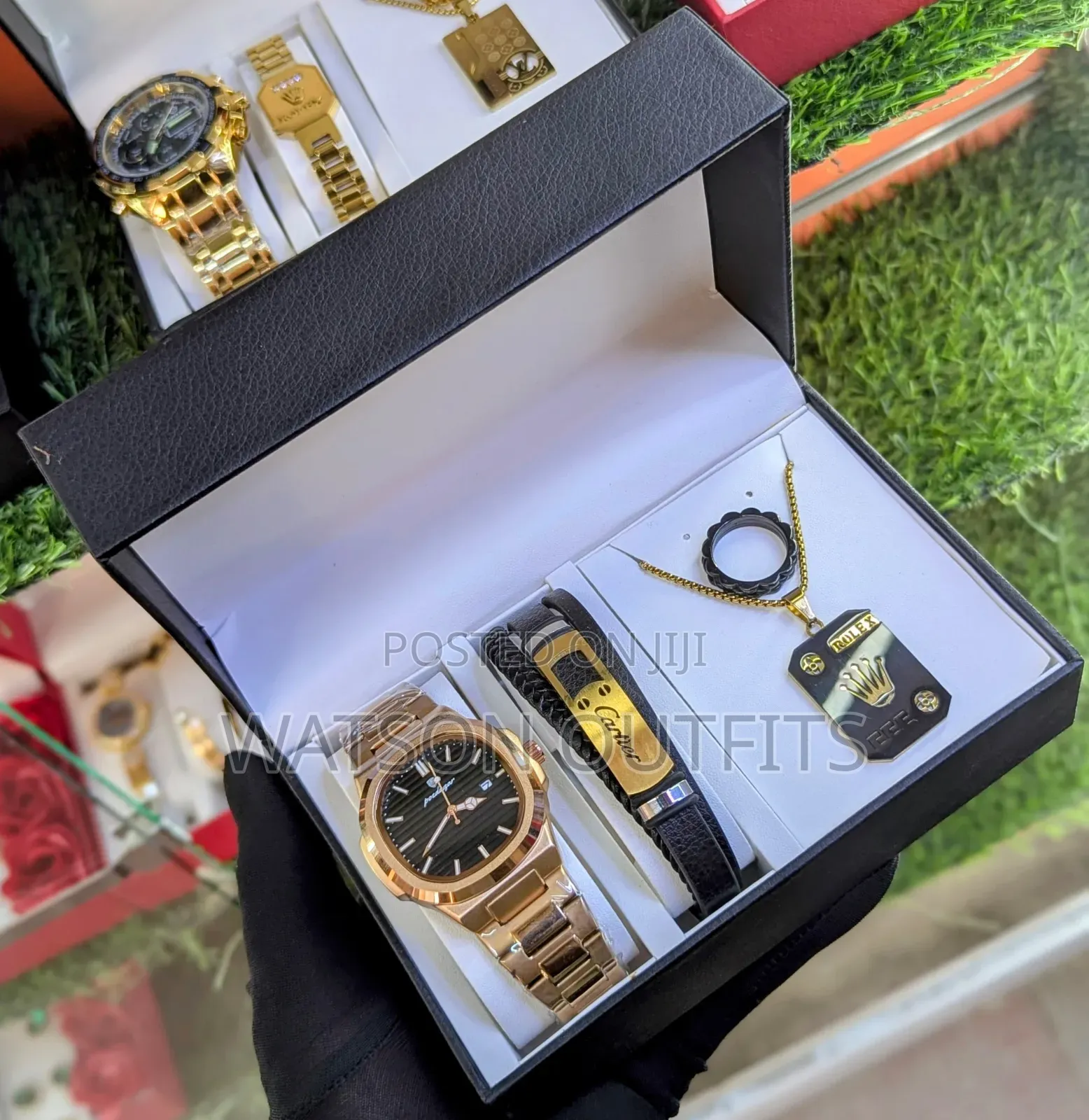 Watches Brand New and Its Contents Official