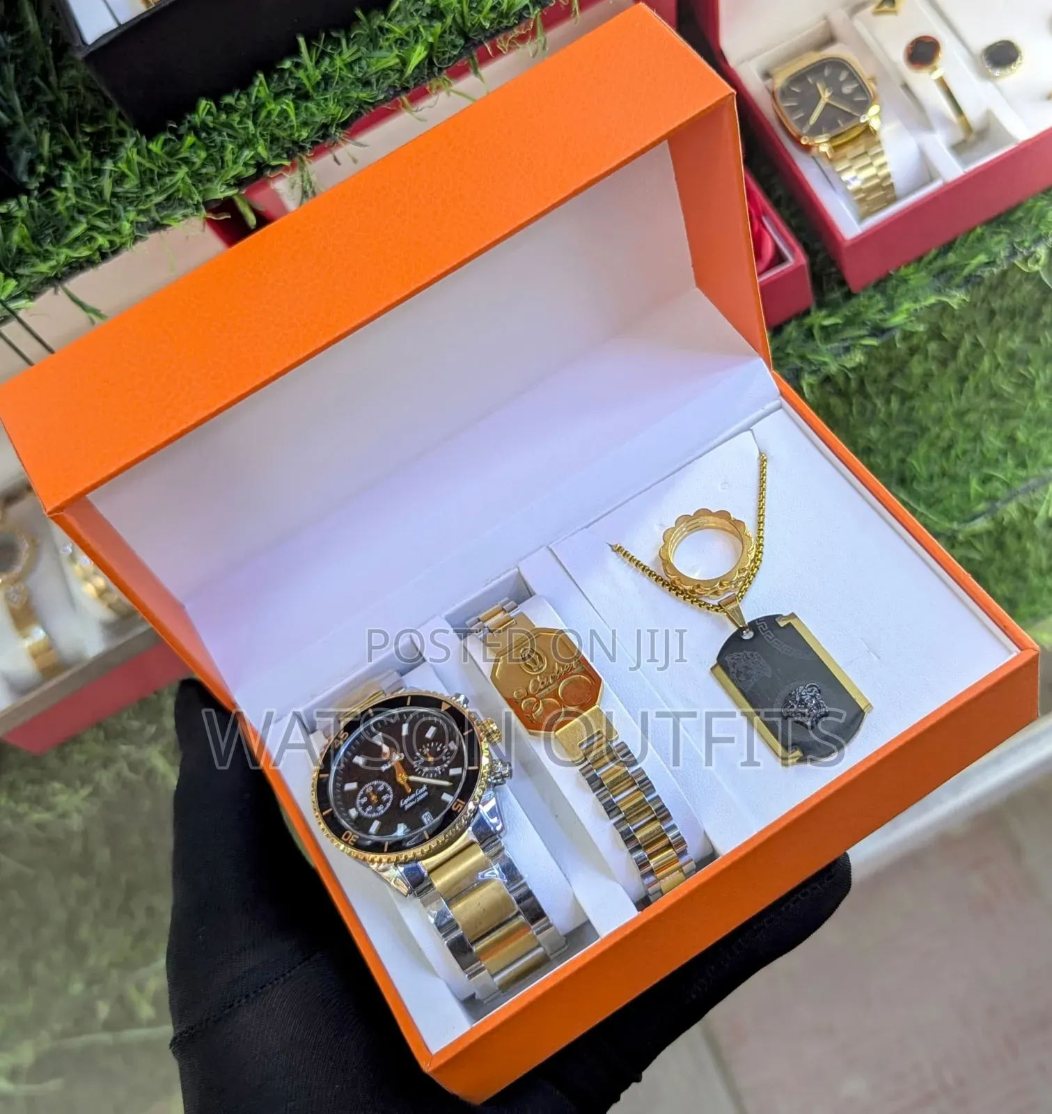 Watches Brand New and Its Contents Official