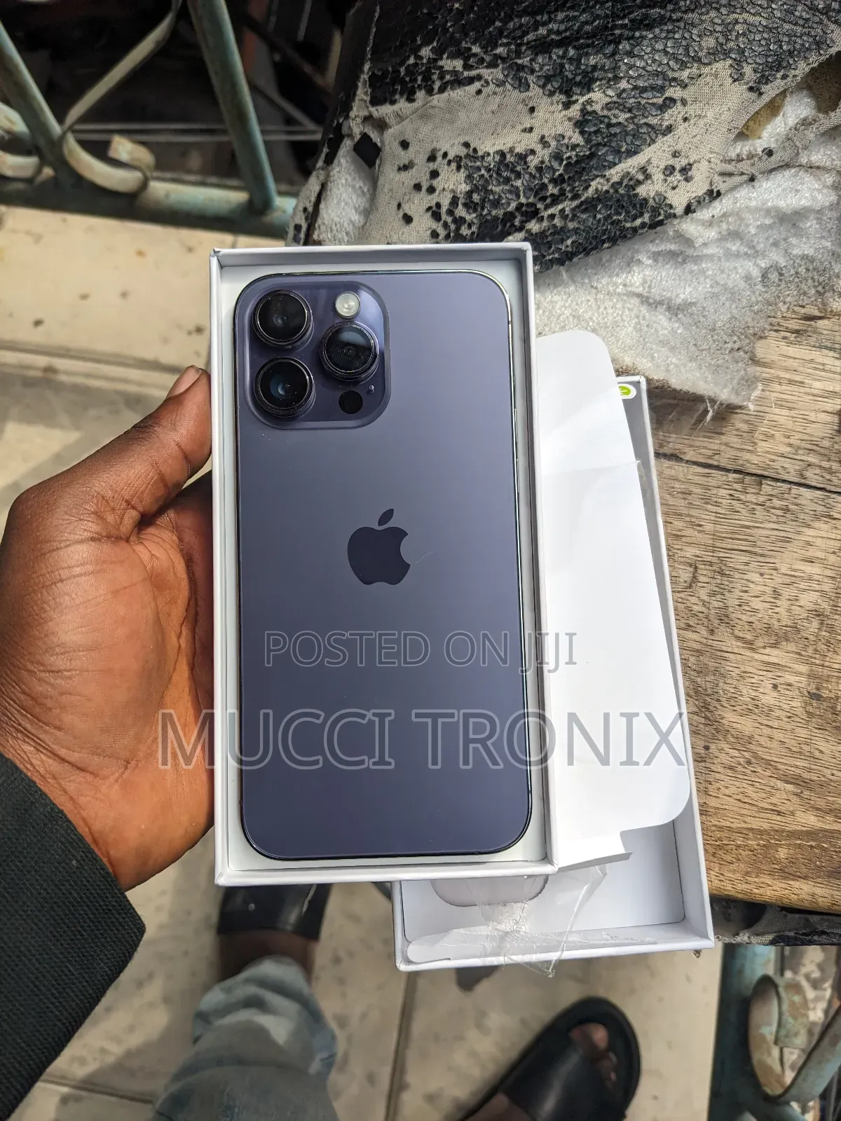 New Apple iPhone 14 Pro Max 256 GB Purple
