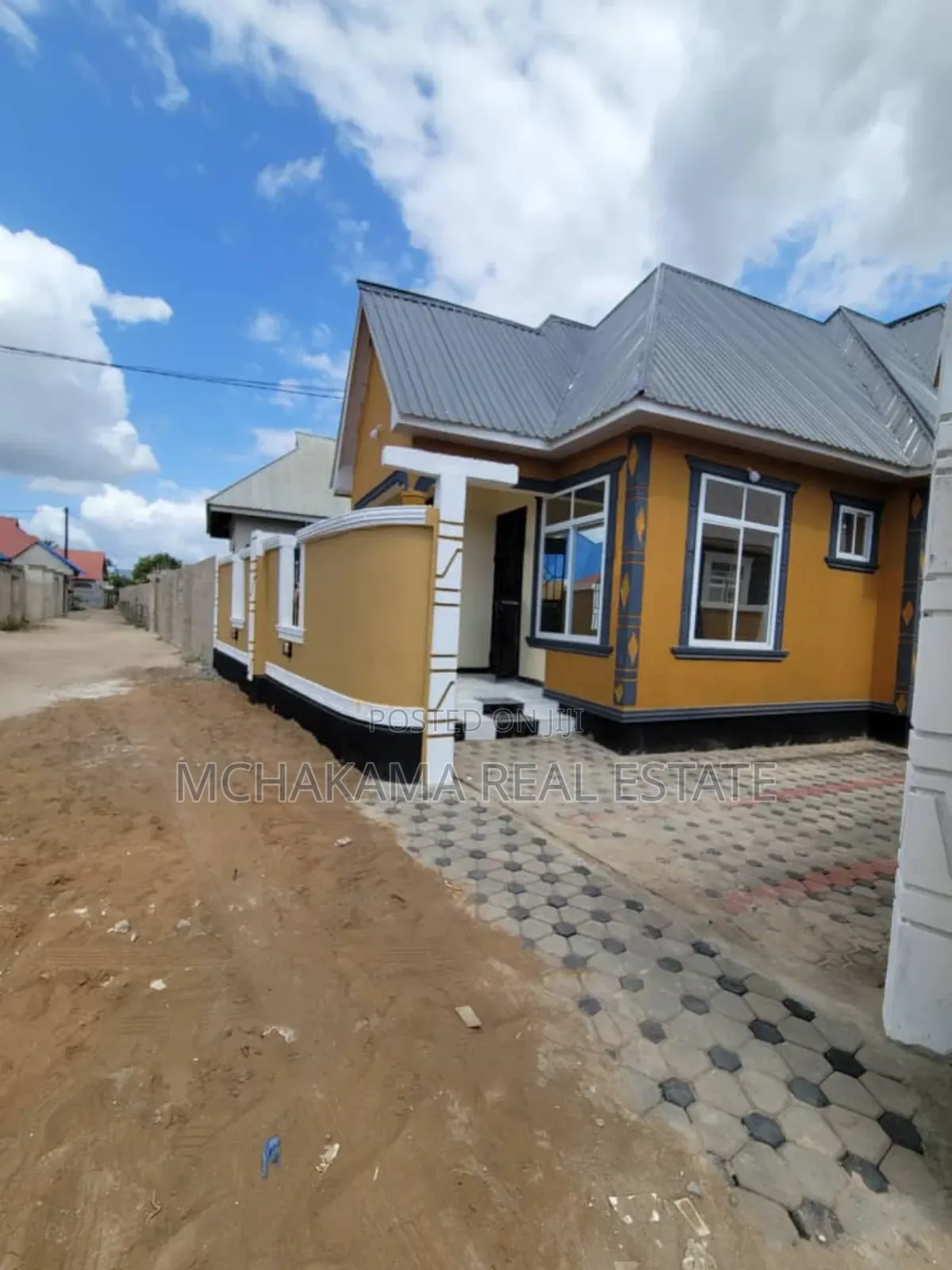 3bdrm House in Yusuph, Chamazi for sale