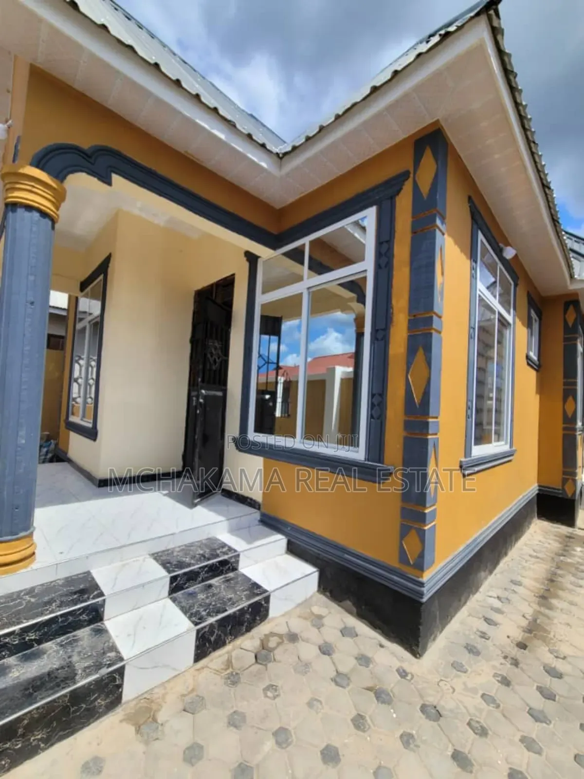 3bdrm House in Yusuph, Chamazi for sale