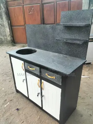 Kitchen Cabinet Milango Miwili Na Milango Mitatu