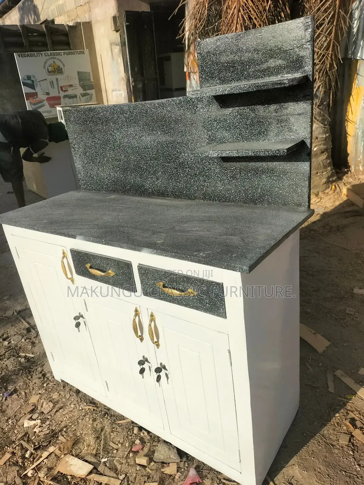 Kitchen Cabinet Milango Miwili Na Milango Mitatu