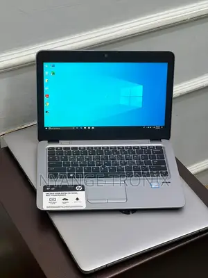 Laptop HP EliteBook 820 G3 8GB Intel Core I5 SSD 256GB