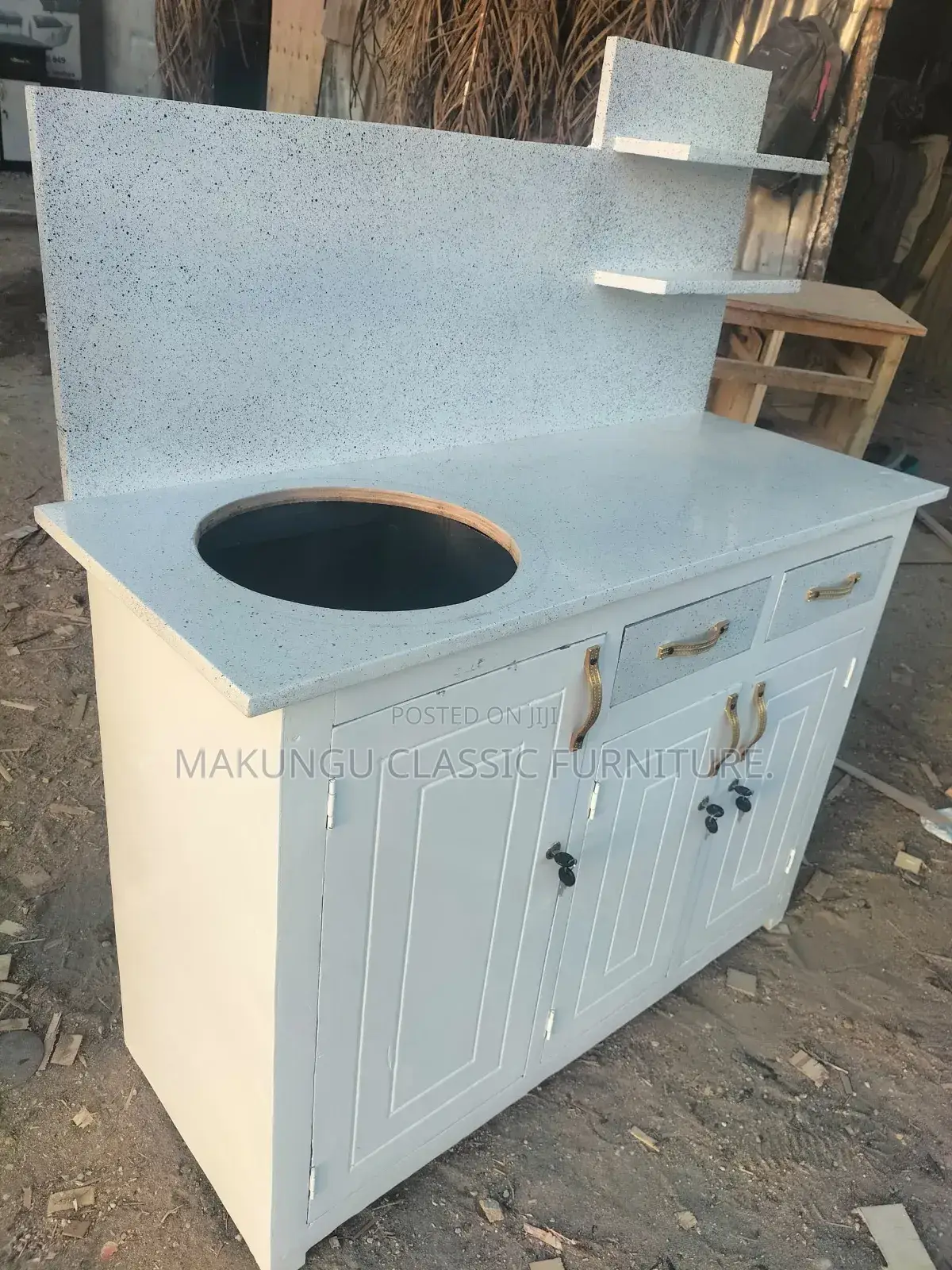 Kitchen Cabinet Milango Miwili Na Milango Mitatu