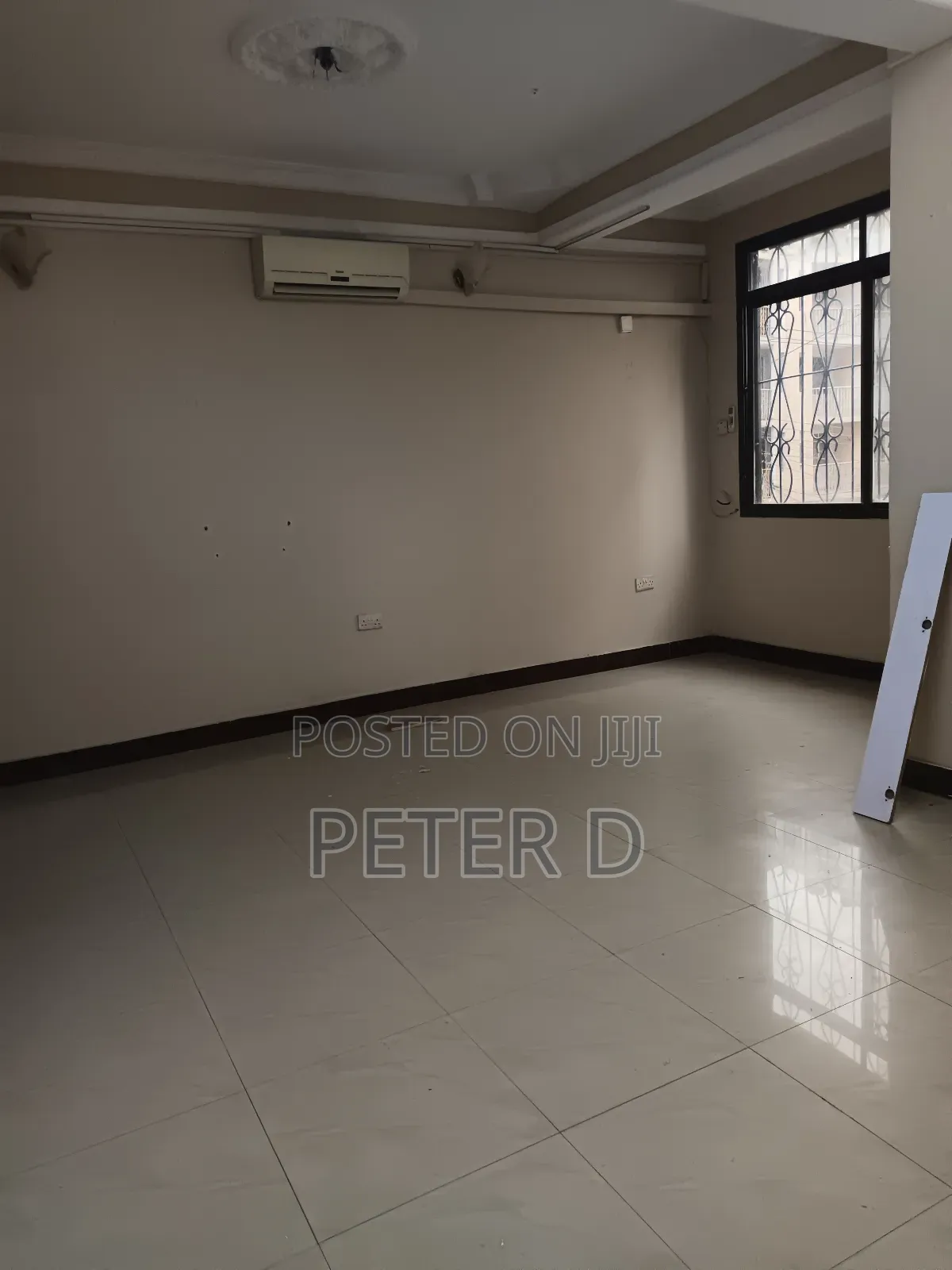 3bdrm Apartment in Kariakoo for rent