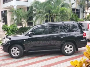 Toyota Land Cruiser 4.7 VX-R 2010 Black