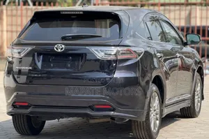 Toyota Harrier 2.0 2015 Black