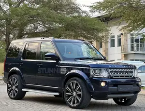 Land Rover Discovery 2014 Blue
