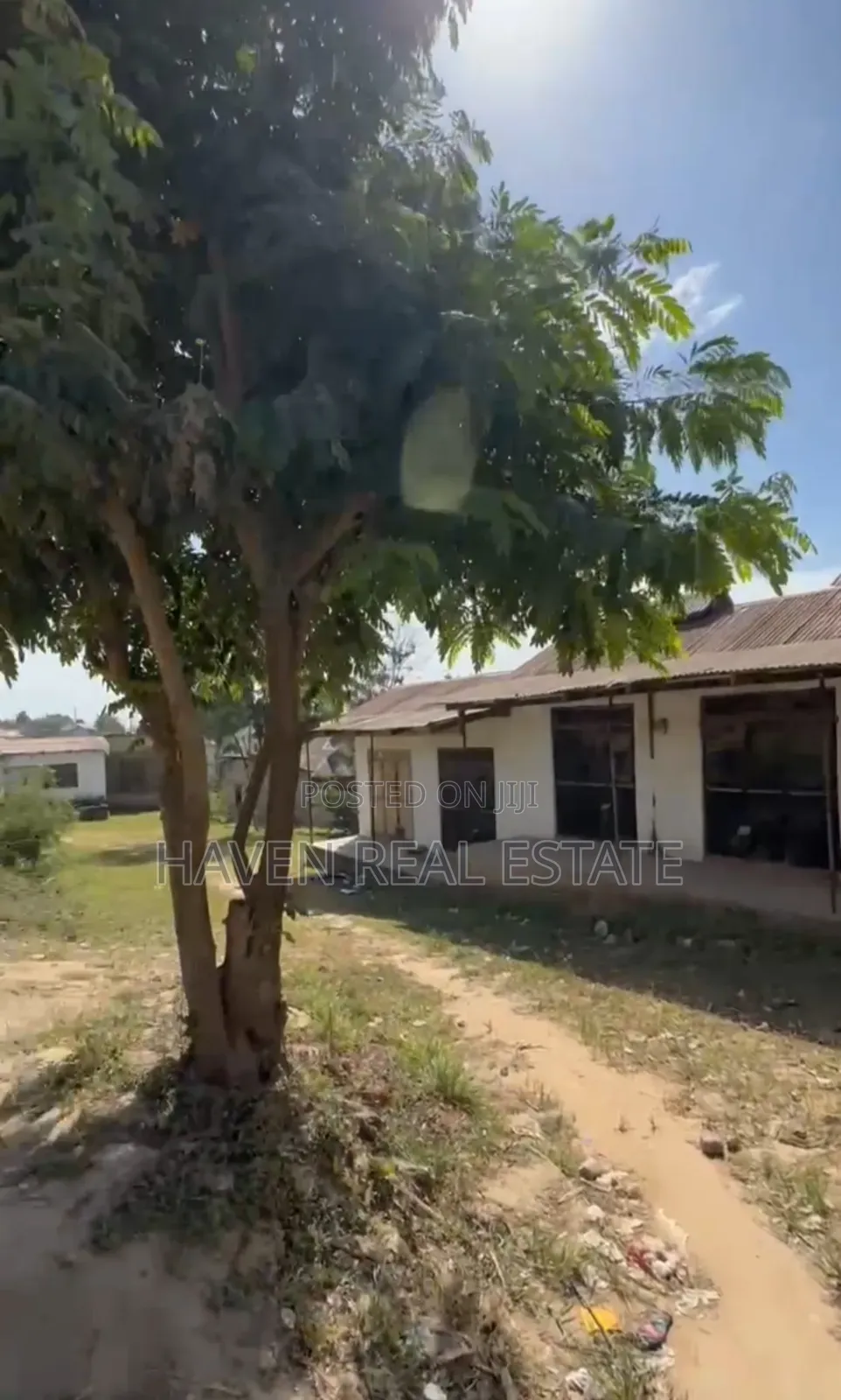 Kiwanja Kinauzwa Kimara Mwisho
