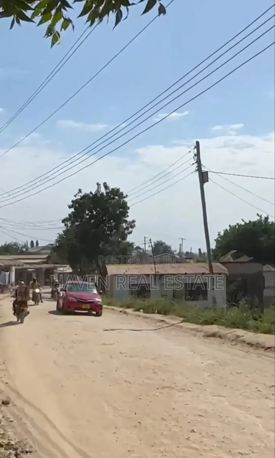 Kiwanja Kinauzwa Kimara Mwisho