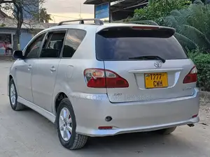Toyota Ipsum 2004 Silver