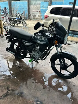 Bajaj Boxer 2021 Black