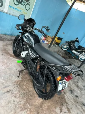 Bajaj Boxer 2021 Black