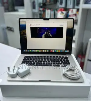 New Laptop Apple MacBook Air 2024 M3 15-Inch 8GB Apple M3 SSD 256GB