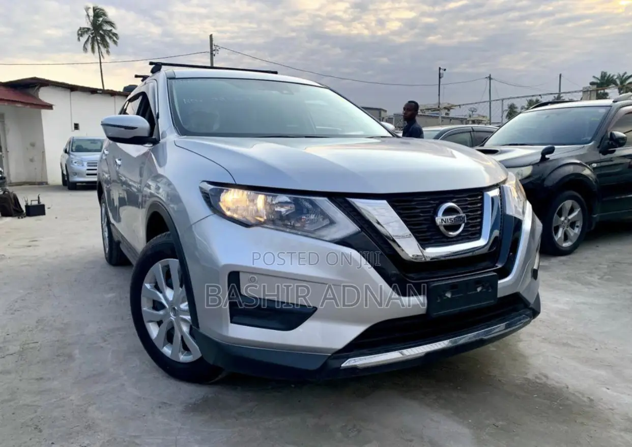 Nissan X-Trail 2.0 Petrol FWD 2018 Silver