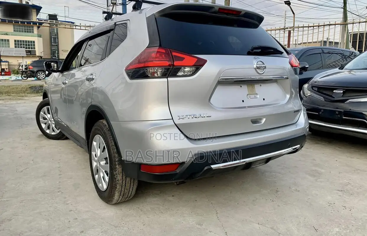Nissan X-Trail 2.0 Petrol FWD 2018 Silver
